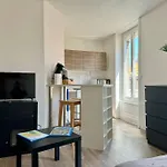 Joli Studio HyperCentre Clermont-Ferrand 2prs WIFI 34 Lamartine